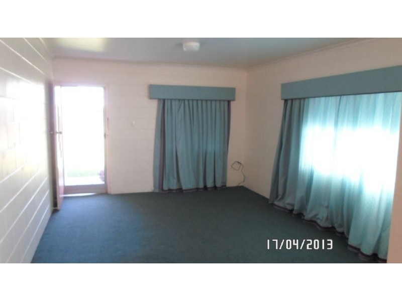 37 Palmer Avenue, Golden Beach QLD 4551