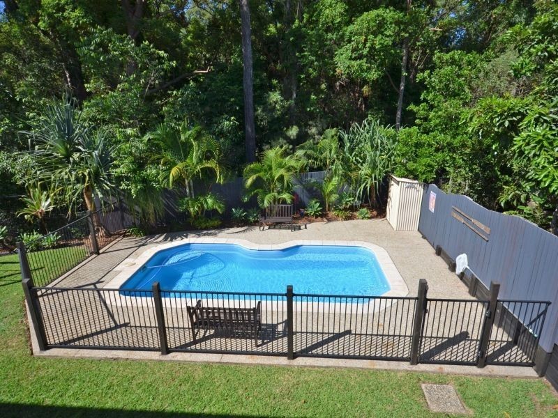 5 Palm Grove Court, Little Mountain QLD 4551