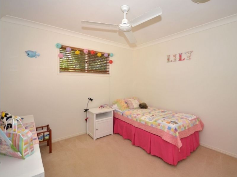 5 Palm Grove Court, Little Mountain QLD 4551