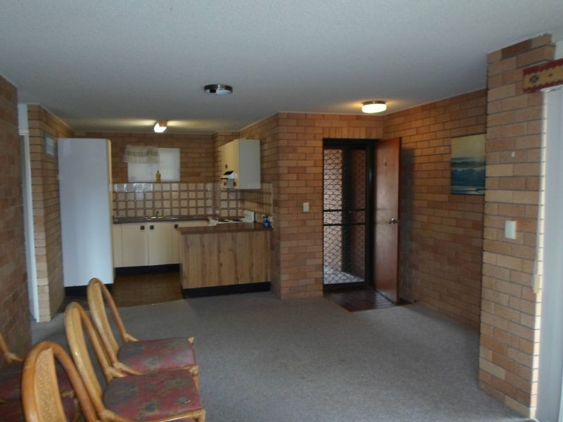 8/12 Coonowrin Street, Battery Hill QLD 4551