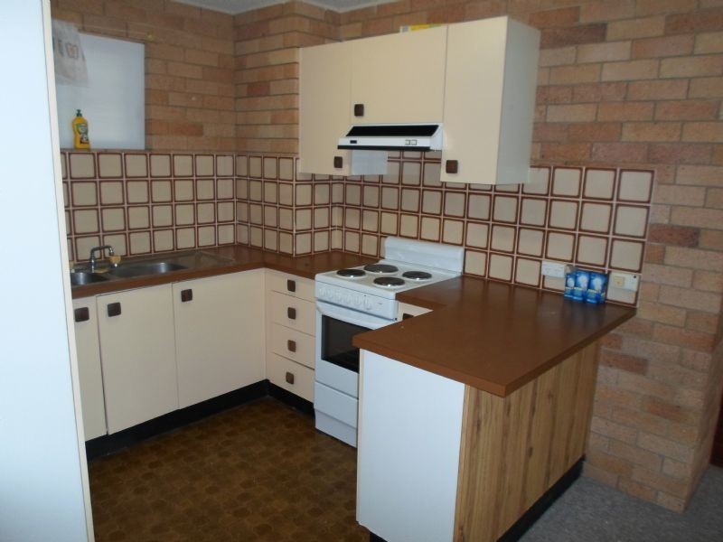 8/12 Coonowrin Street, Battery Hill QLD 4551