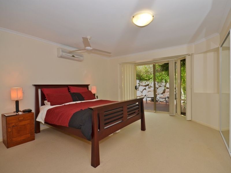 1 Timbertop Court, Little Mountain QLD 4551