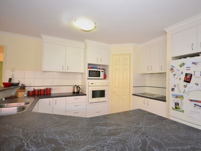 1 Timbertop Court, Little Mountain QLD 4551