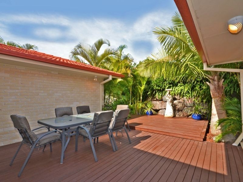 1 Timbertop Court, Little Mountain QLD 4551