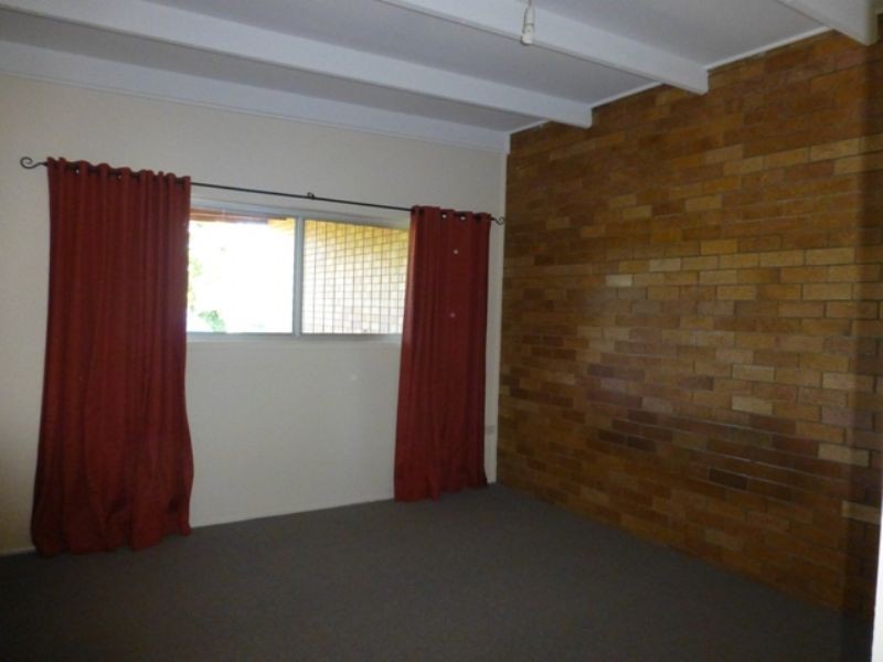 2/10 Mirnoo Street, Currimundi QLD 4551