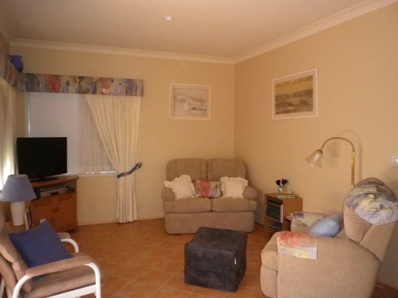 105/40 Lakeside Crescent, Currimundi QLD 4551