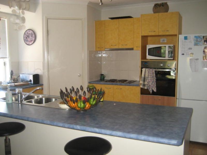 10 Montserrat Crescent, Caloundra West QLD 4551