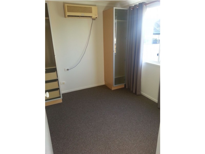 2/31 Hume Street, Golden Beach QLD 4551