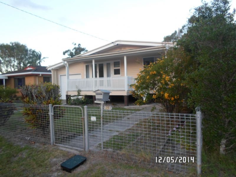 25 Blaxland Street, Golden Beach QLD 4551