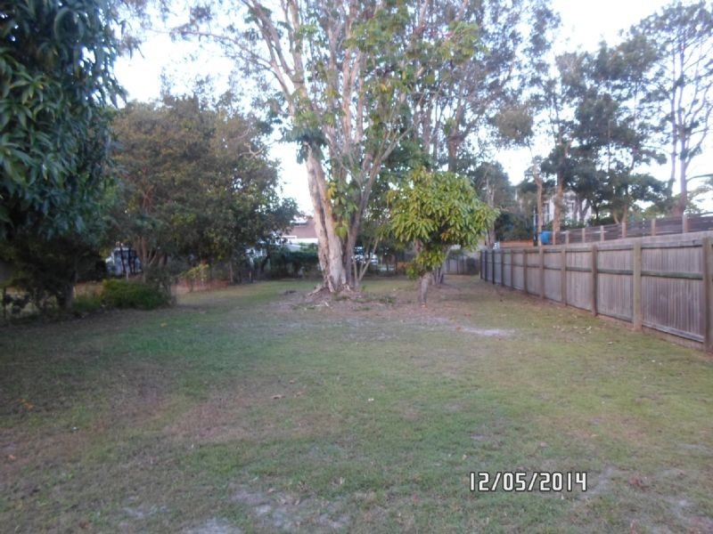 25 Blaxland Street, Golden Beach QLD 4551