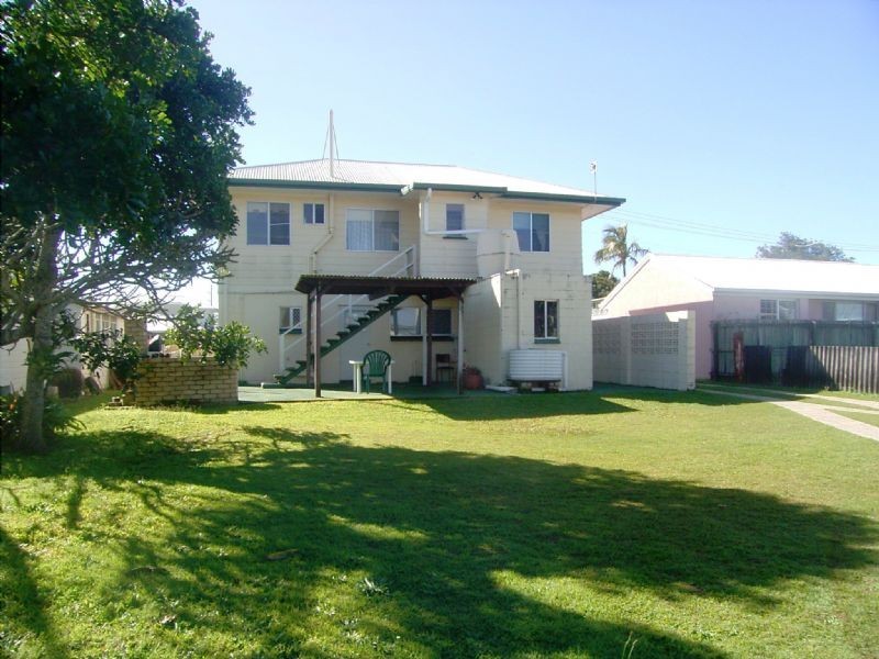 2 Park Street, Caloundra QLD 4551