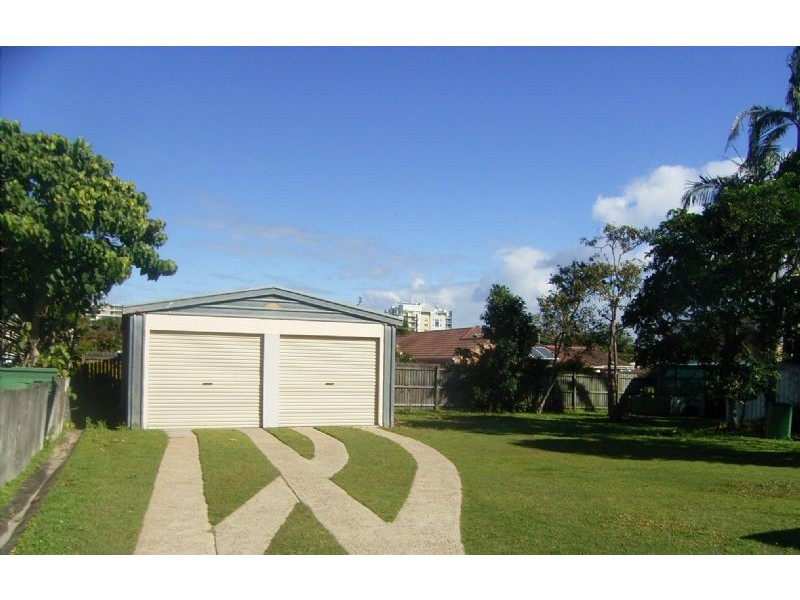 2 Park Street, Caloundra QLD 4551