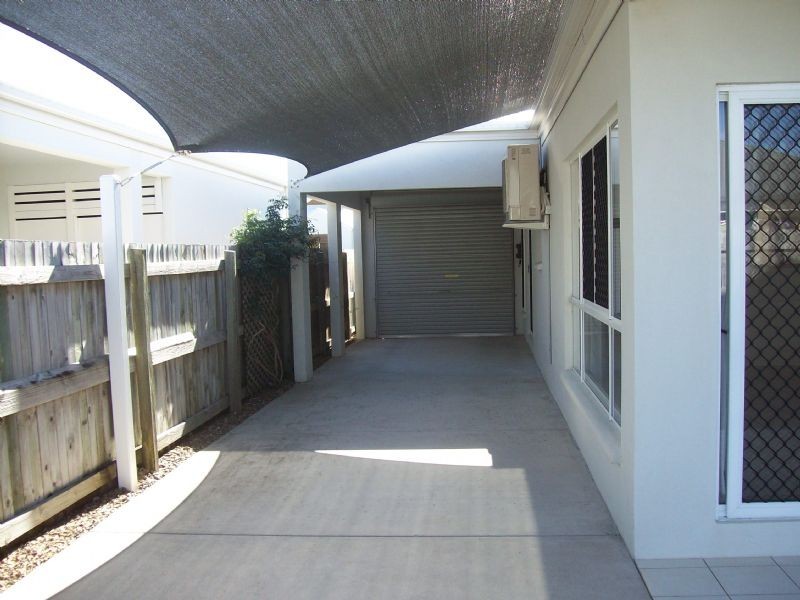 8 Bimini Street, Parrearra QLD 4575