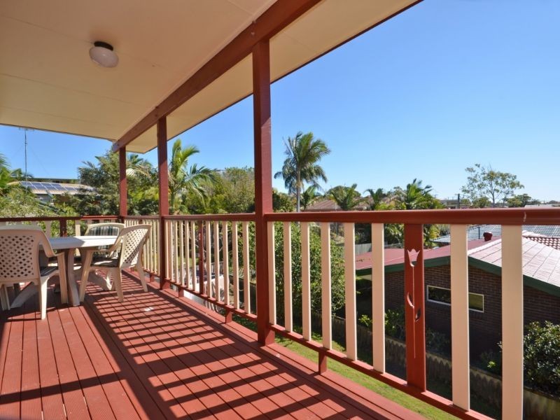 5 Crusader Street, Battery Hill QLD 4551