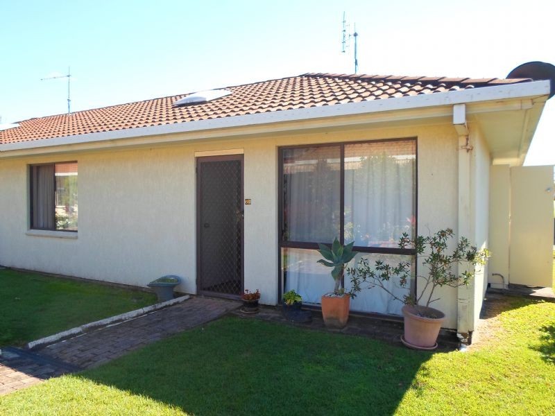 62/96 Beerburrum Street, Battery Hill QLD 4551