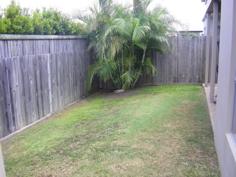 2 Brushbox Place, Meridan Plains QLD 4551