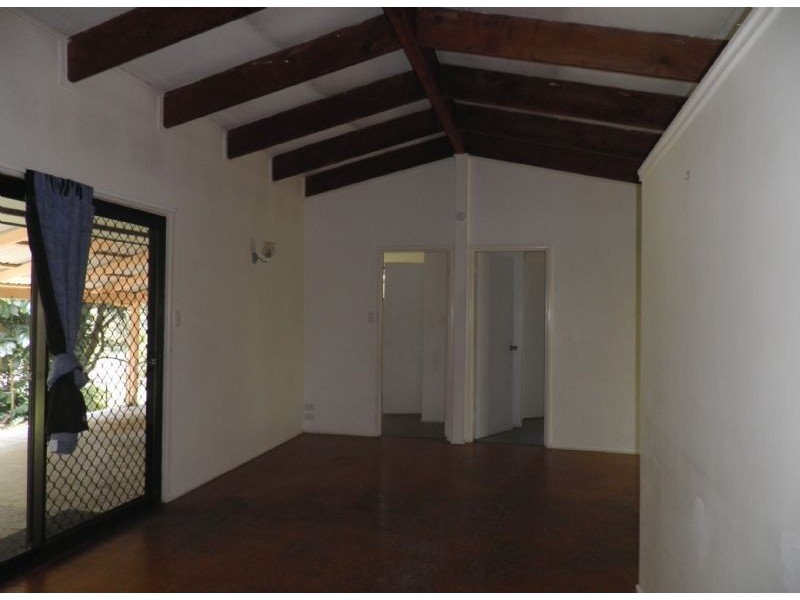 23 Suzen Court, Mooloolah Valley QLD 4553