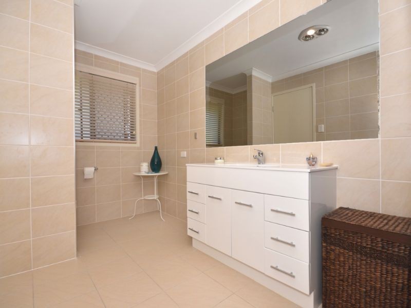 22 Ridge Court, Mooloolah Valley QLD 4553