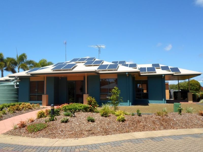 33/40 Lakeside Crescent, Currimundi QLD 4551