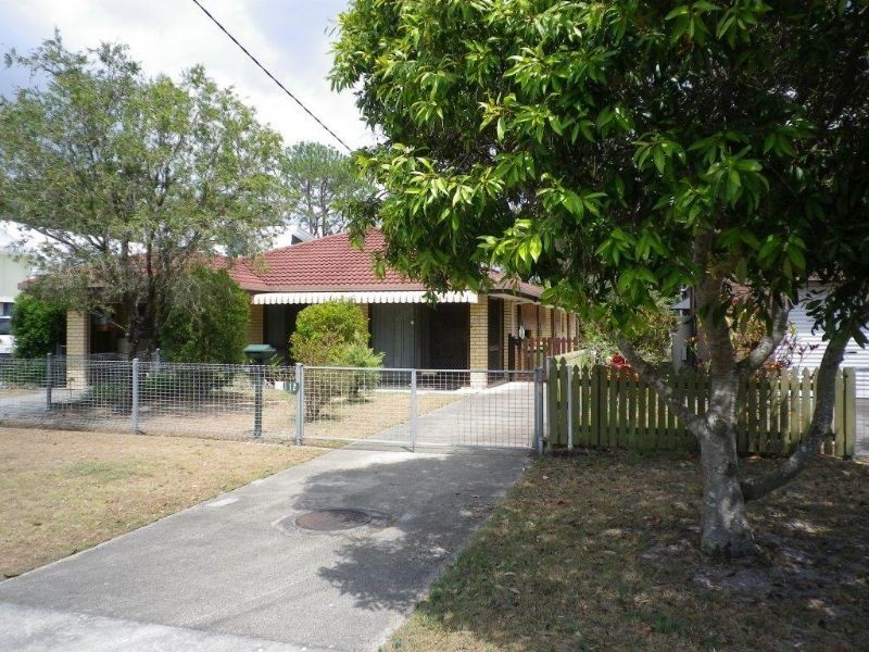 12 Wentworth Parade, Golden Beach QLD 4551