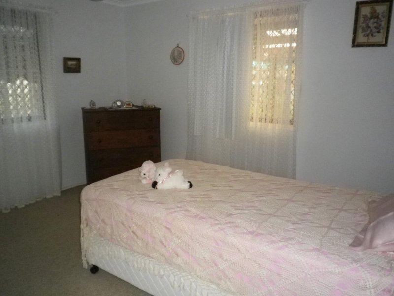 12 Wentworth Parade, Golden Beach QLD 4551