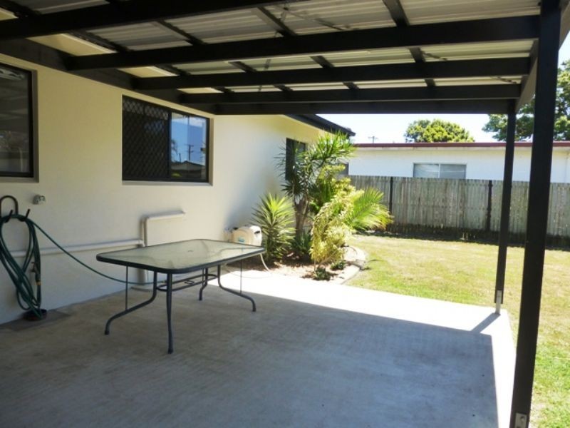 101 Westminster Avenue, Golden Beach QLD 4551