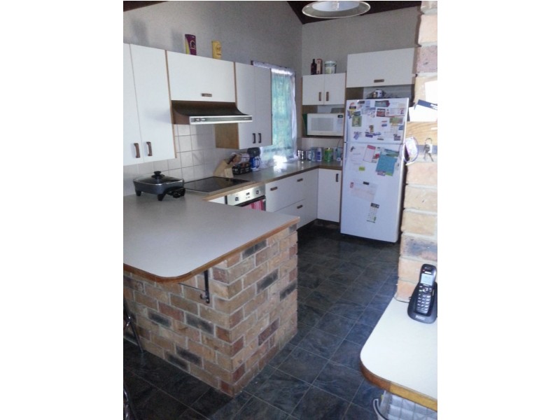 62 Karawatha Drive, Mountain Creek QLD 4557
