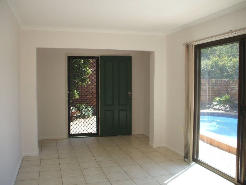 404 Oceanic Drive, Wurtulla QLD 4575