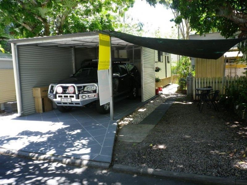 102 Cnr Steve Irwin Way & Hardwood St, Landsborough QLD 4550
