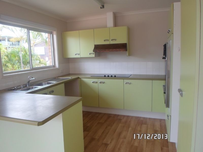 12 Blamey Street, Battery Hill QLD 4551