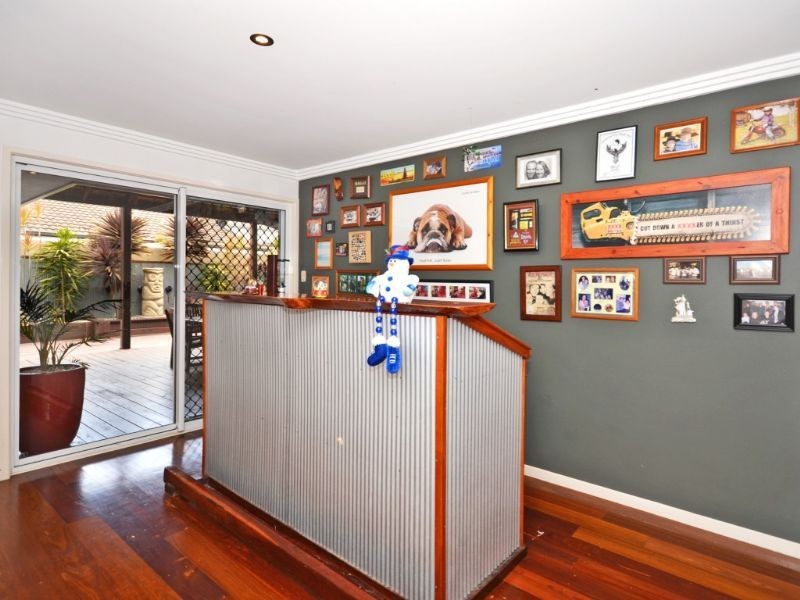 6 Wildflower Way, Little Mountain QLD 4551