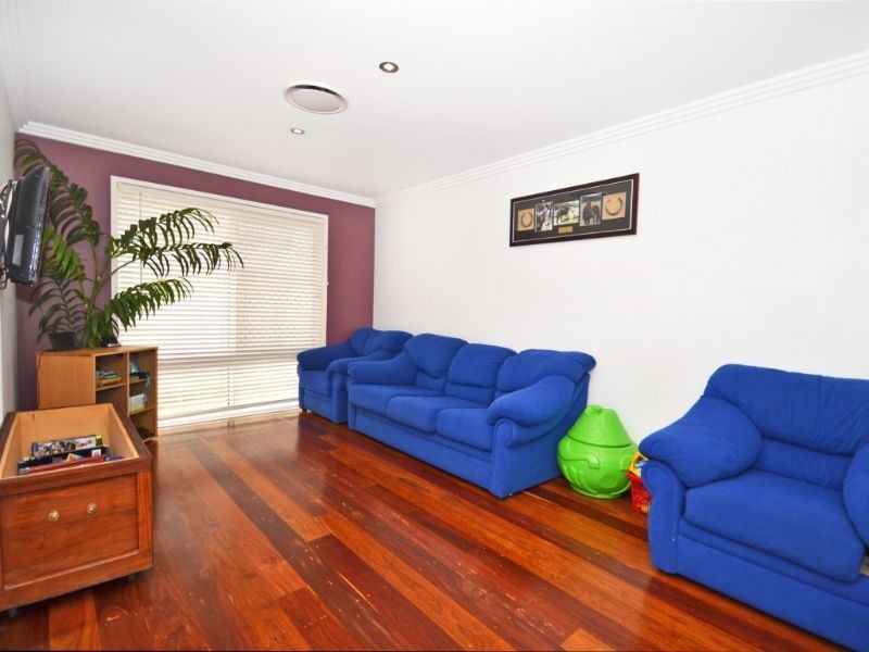 6 Wildflower Way, Little Mountain QLD 4551