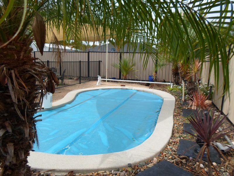 5 Lentara Street, Currimundi QLD 4551