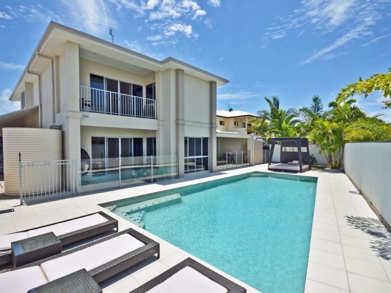 9 Rutherford Place, Pelican Waters QLD 4551