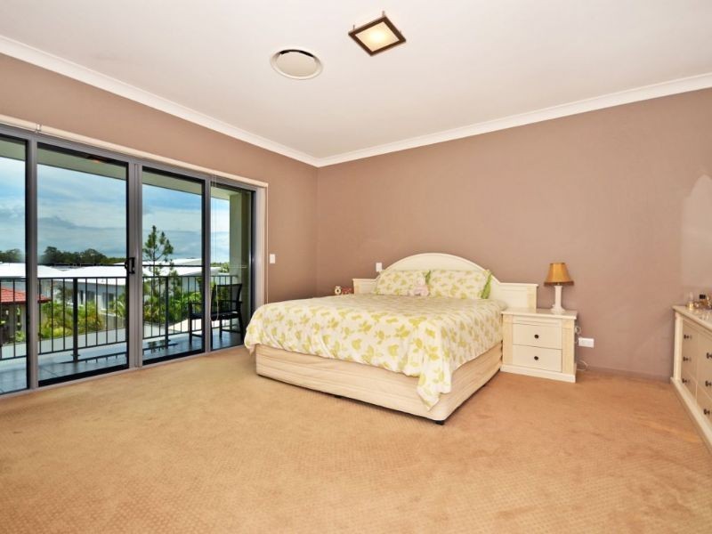 9 Rutherford Place, Pelican Waters QLD 4551