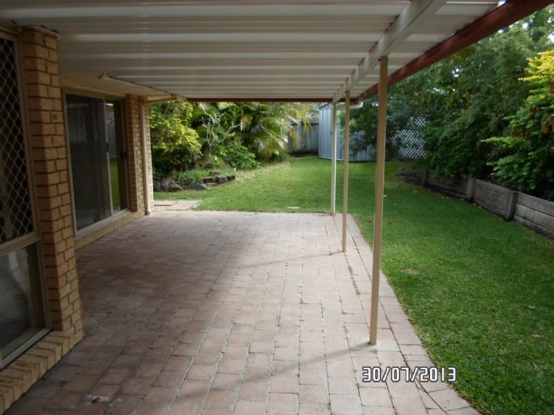 12 Pozieres Crescent, Aroona QLD 4551