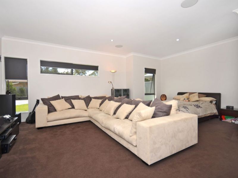 11 Koopa Place, Pelican Waters QLD 4551