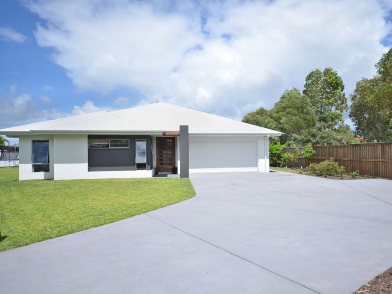 11 Koopa Place, Pelican Waters QLD 4551