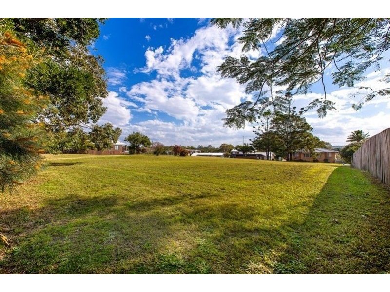 7 Derby Road, Moffat Beach QLD 4551