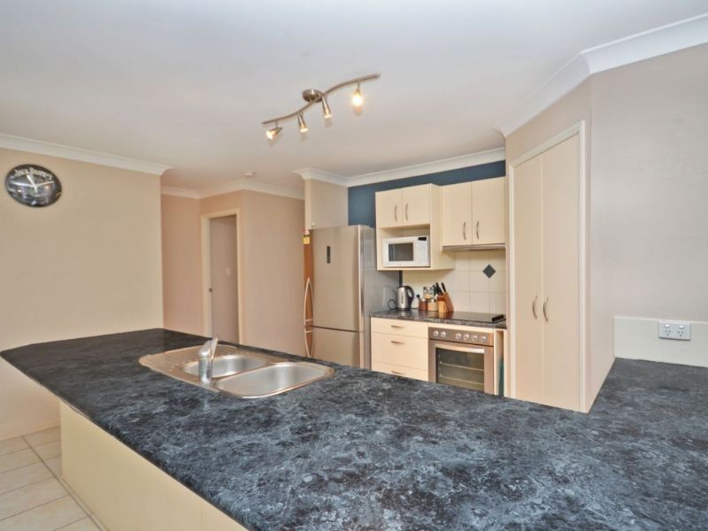 11 Burrajum Place, Caloundra West QLD 4551
