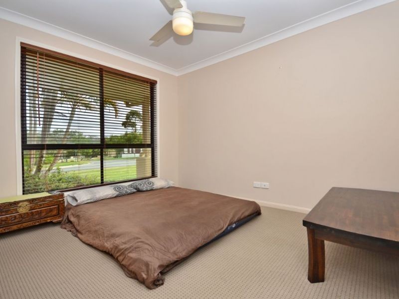 11 Burrajum Place, Caloundra West QLD 4551