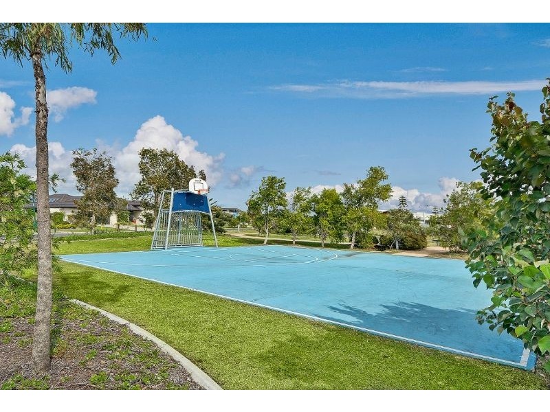 22 Trinity Place, Pelican Waters QLD 4551