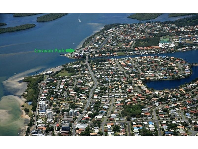 2/131 Esplanade, Golden Beach QLD 4551