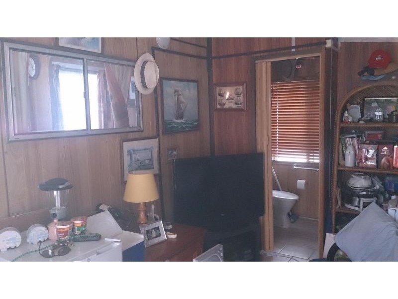 2/131 Esplanade, Golden Beach QLD 4551