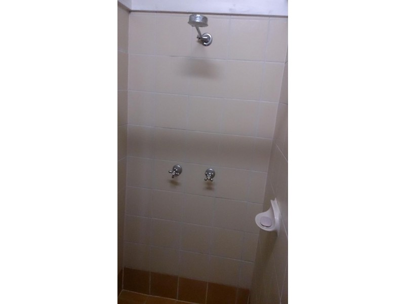 2/131 Esplanade, Golden Beach QLD 4551