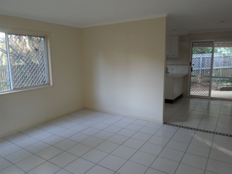 12 Jolly Crescent, Beerwah QLD 4519