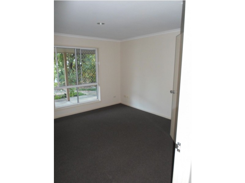 12 Jolly Crescent, Beerwah QLD 4519