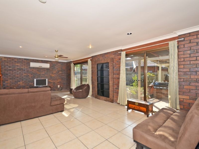 17 Juno Drive, Aroona QLD 4551
