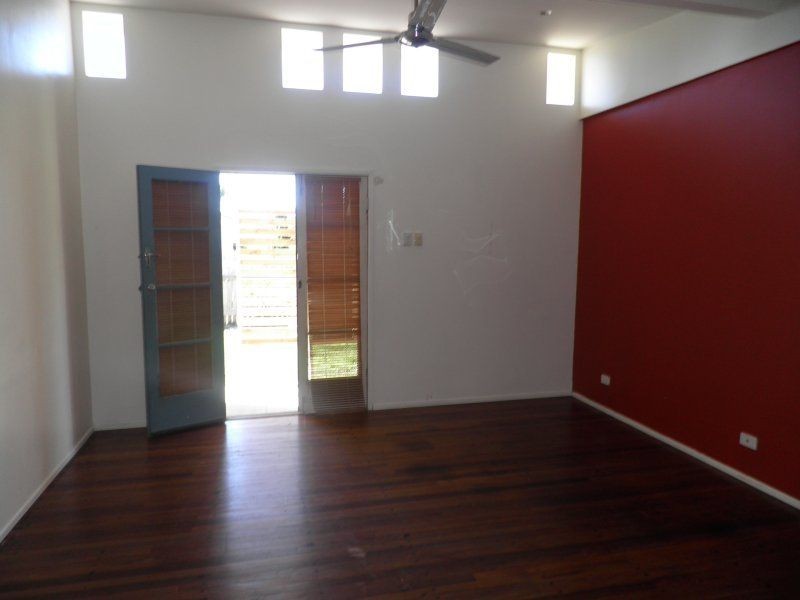 1/96 Landsborough Parade, Golden Beach QLD 4551
