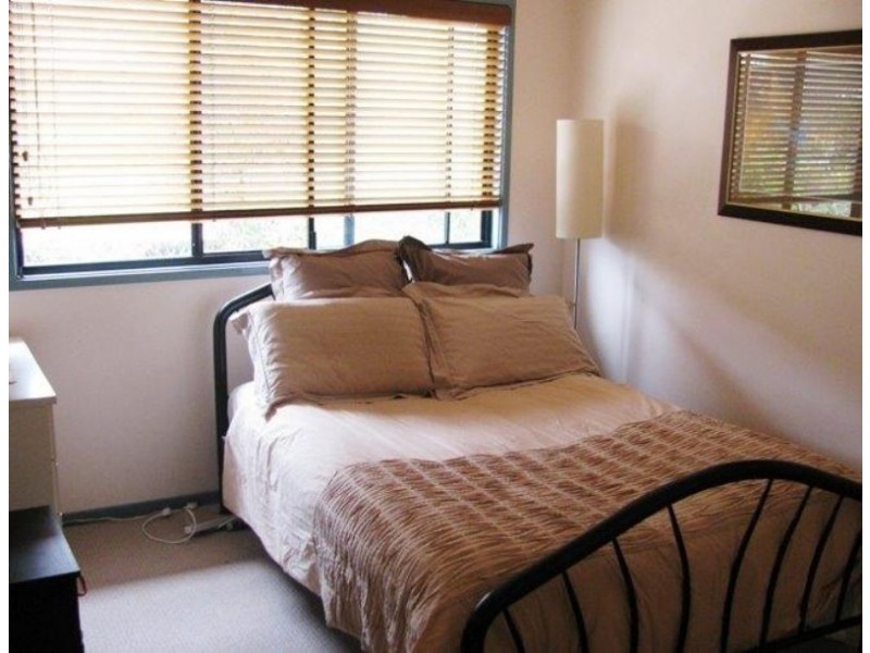 9/9a Browning Boulevard, Battery Hill QLD 4551